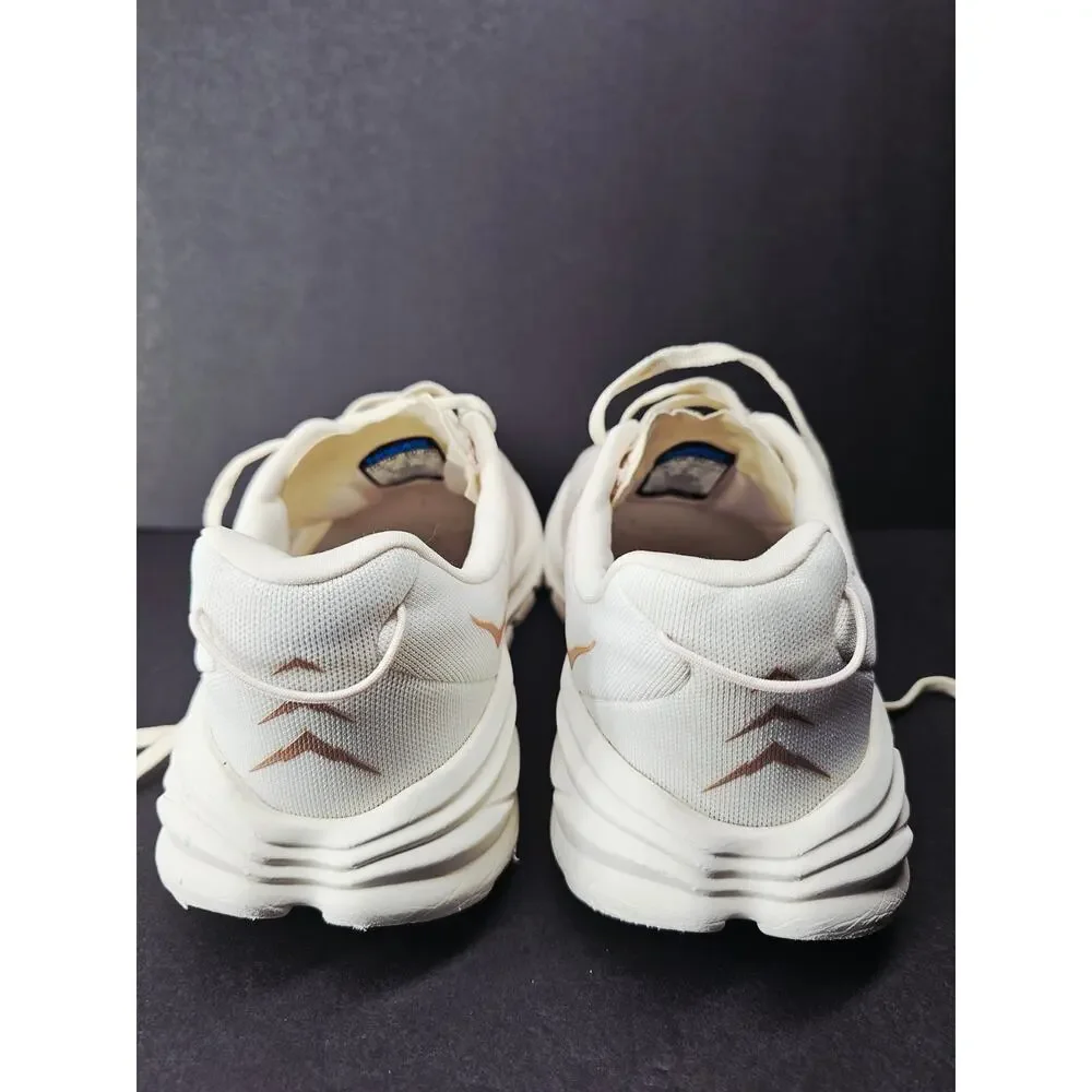 Hoka Women 8.5 Comfy footwear